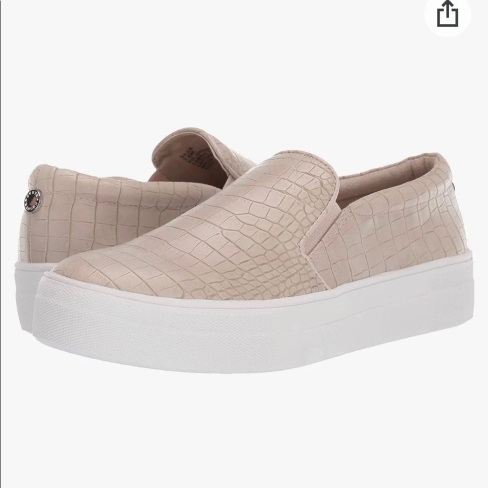 Steve Madden Gill Platform sneakers size 9